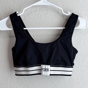 PINK Victoria’s Secret Ultimate Unlined Sports Bra Black and White